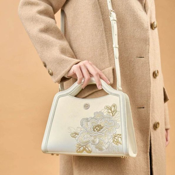 Tote bag - Image 3