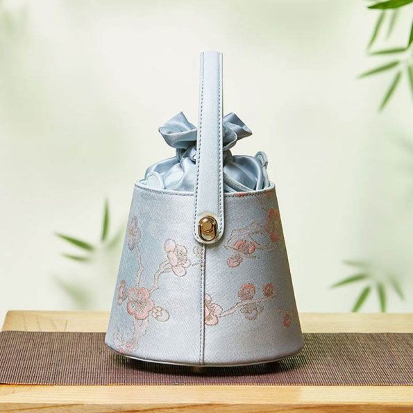 Tote bag - Image 4